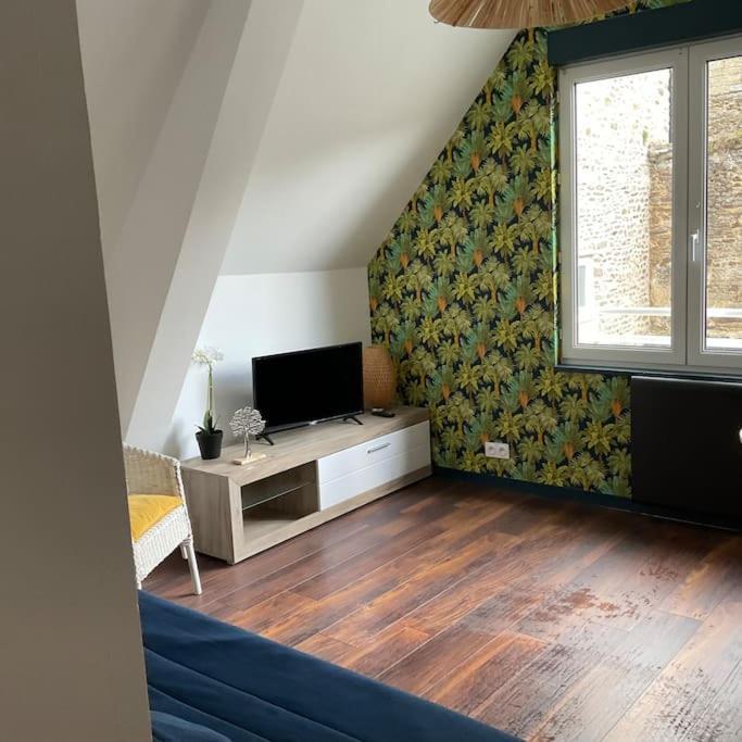 Appartamento En Plein Centre De Dinan Esterno foto
